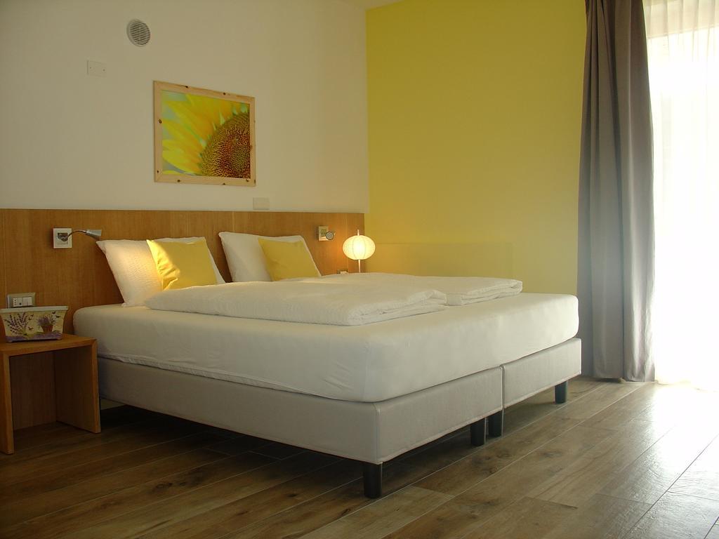 Agriturismo Girasole Fai della Paganella Oda fotoğraf